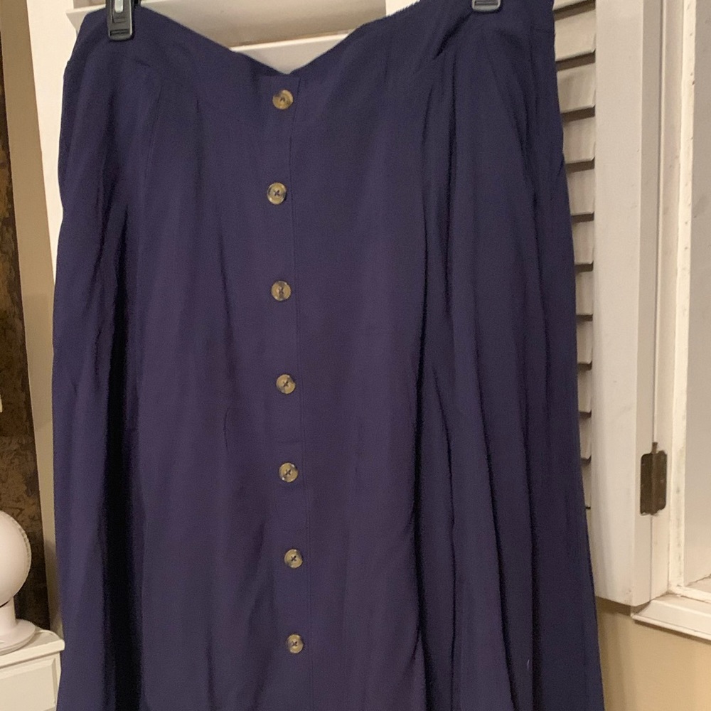 COPY - Navy blue skirt